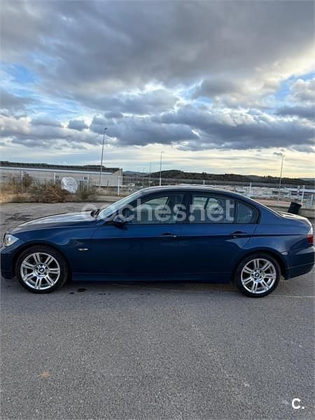 Usado BMW 318 115 CV (84 kW) 2006 Azul Berlina
