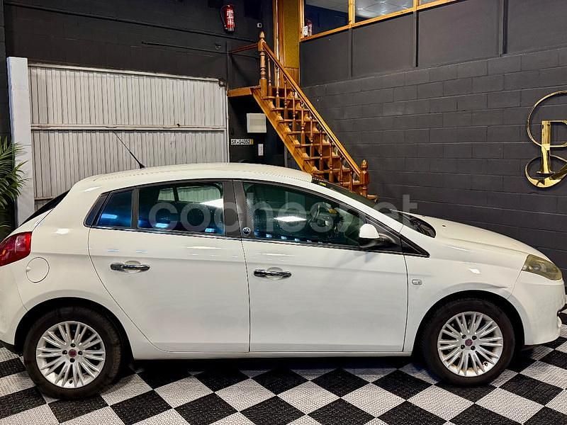 Usado Fiat Bravo Active 105 CV (77 kW) 2010 Blanco Utilitario