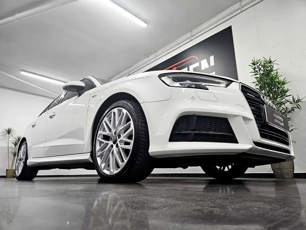 Usado Audi A3 Sportback S-Line 190 CV (139 kW) 2017 Blanco Utilitario