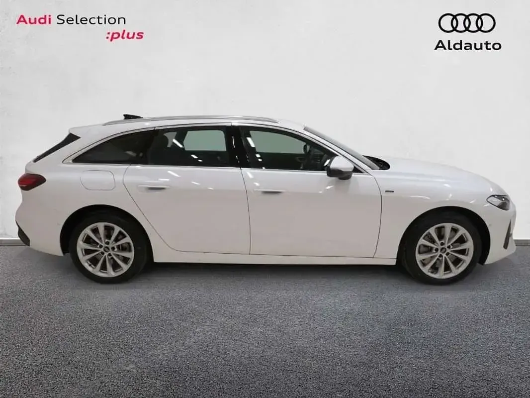 Nuevo Audi A5 Business 299 CV (219 kW) 2026 Blanco Familiar