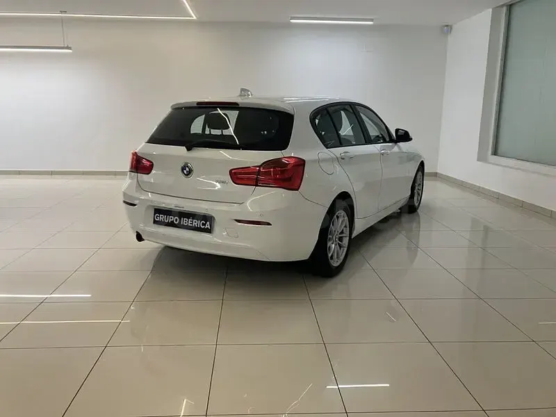 Usado BMW 118 136 CV (100 kW) 2019 Blanco Utilitario