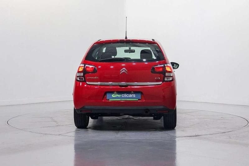 Usado Citroën C3 Live 68 CV (50 kW) 2016 Rojo Utilitario