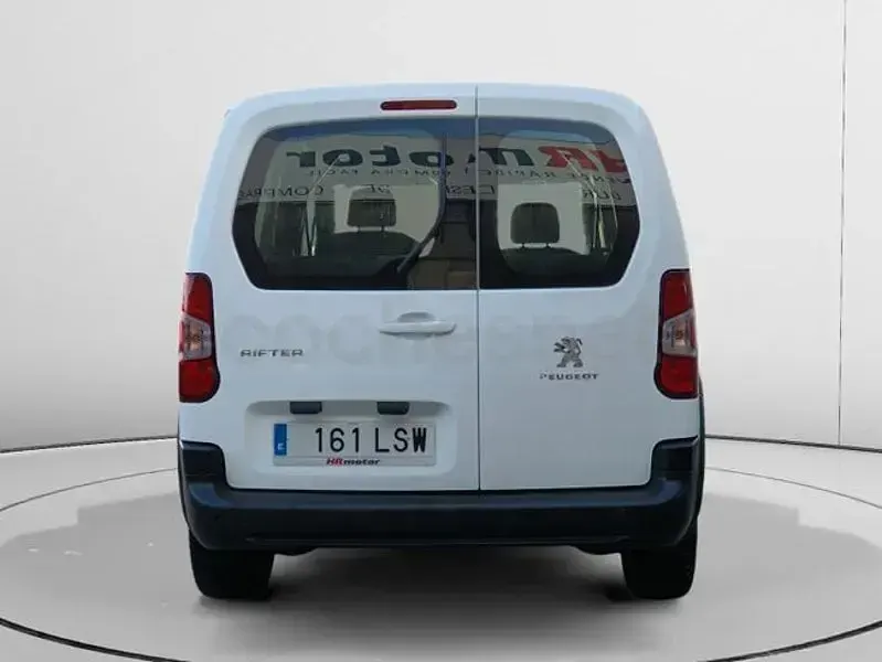 Usado Peugeot Rifter Active 110 CV (80 kW) 2021 Blanco Monovolumen