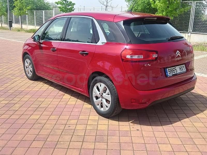 Käytetty Citroën C4 Picasso Exclusive 115 HP (84 kW) 2014 Punainen Tila-auto