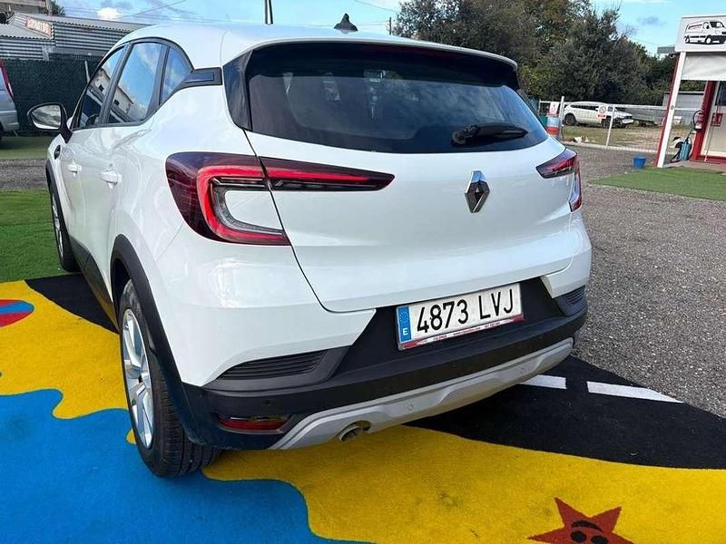 Usado Renault Captur Intens 101 CV (74 kW) 2021 Blanco SUV