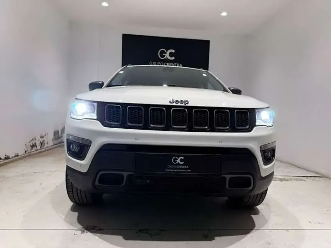 Usado Jeep Compass Trailhawk 241 CV (177 kW) 2020 Blanco SUV