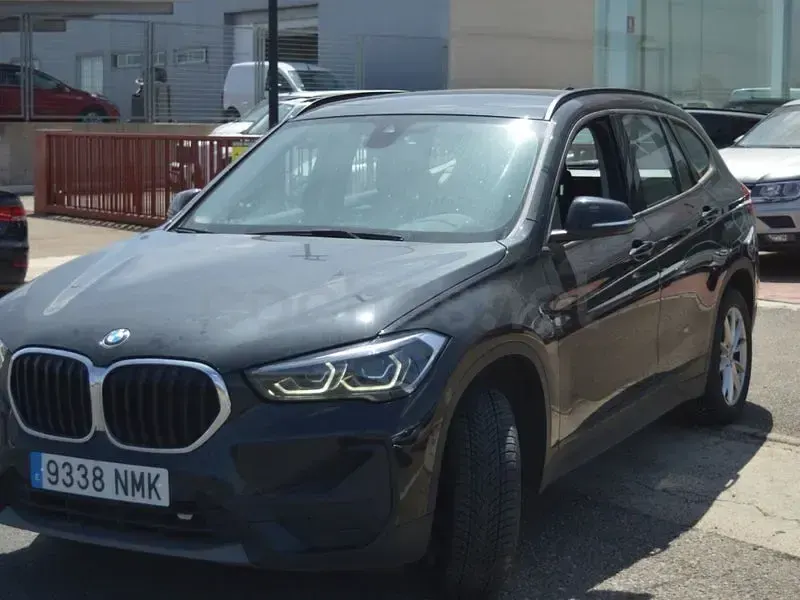 Usado BMW X1 Comfort Edition 116 CV (85 kW) 2022 Negro SUV