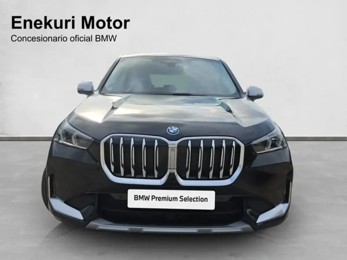 Usado BMW X1 Comfort Edition 245 CV (180 kW) 2023 Negro SUV