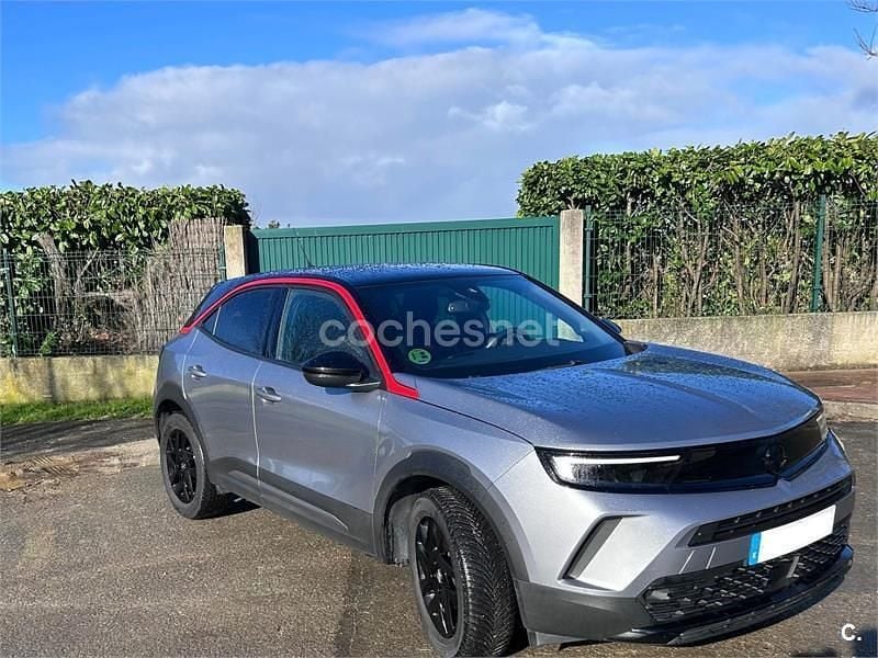 Usado Opel Mokka 136 CV (100 kW) 2023 Gris / plata SUV