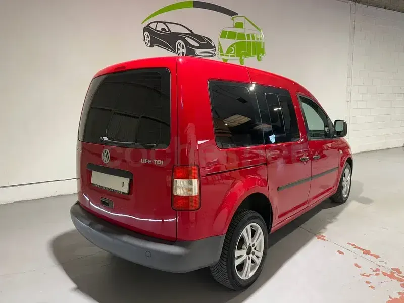 Usado VW Caddy Life 104 CV (76 kW) 2007 Rojo Monovolumen
