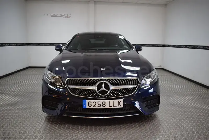 Usado Mercedes E220 194 CV (142 kW) 2019 Azul Coupe