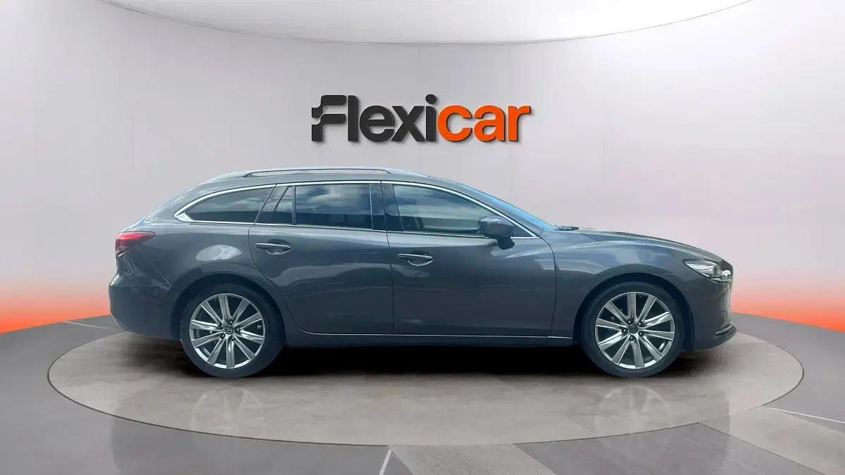 Usado Mazda 6 194 CV (142 kW) 2022 Gris Familiar