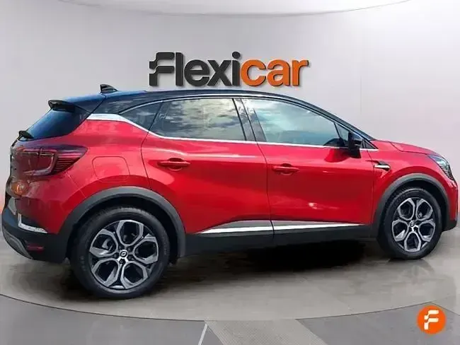 Usado Renault Captur Intens 145 CV (106 kW) 2022 Rojo SUV