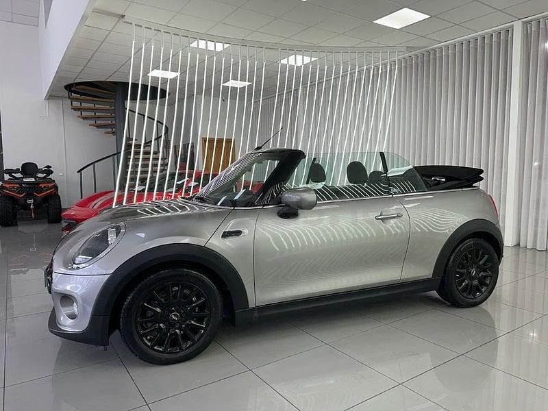 Usado Mini Cooper Cabriolet 136 CV (100 kW) 2021 Gris / plata Descapotable