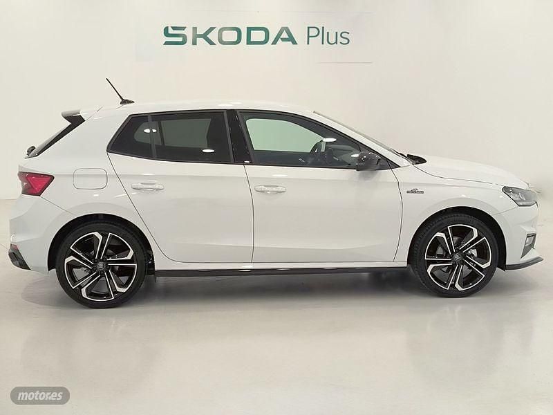 Usado Skoda Fabia Monte Carlo 115 CV (84 kW) 2025 Blanco Berlina