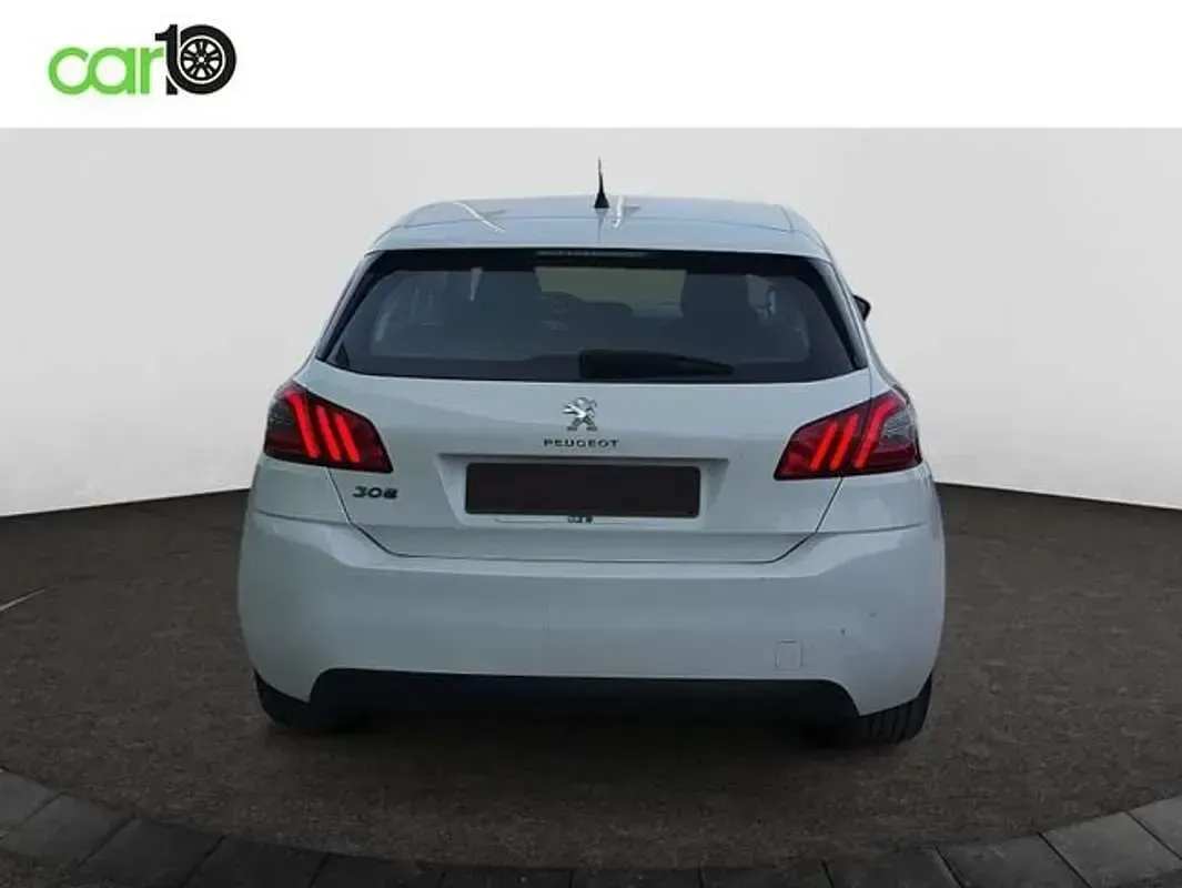 Usado Peugeot 308 Active 131 CV (96 kW) 2021 Blanco Utilitario
