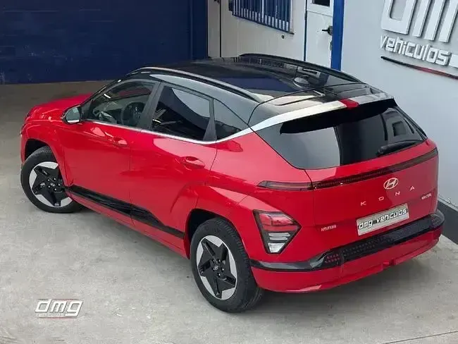 Nuevo Hyundai Kona Blackline 99 kW (135 CV) 2026 Rojo SUV