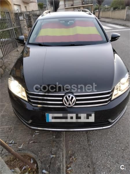 Negro Usado 2012 VW Passat Advance Familiar | 6200 € (Precio justo) - Imagen 1/4
