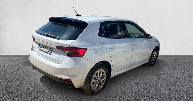 Usado Skoda Fabia 95 CV (69 kW) 2022 Utilitario