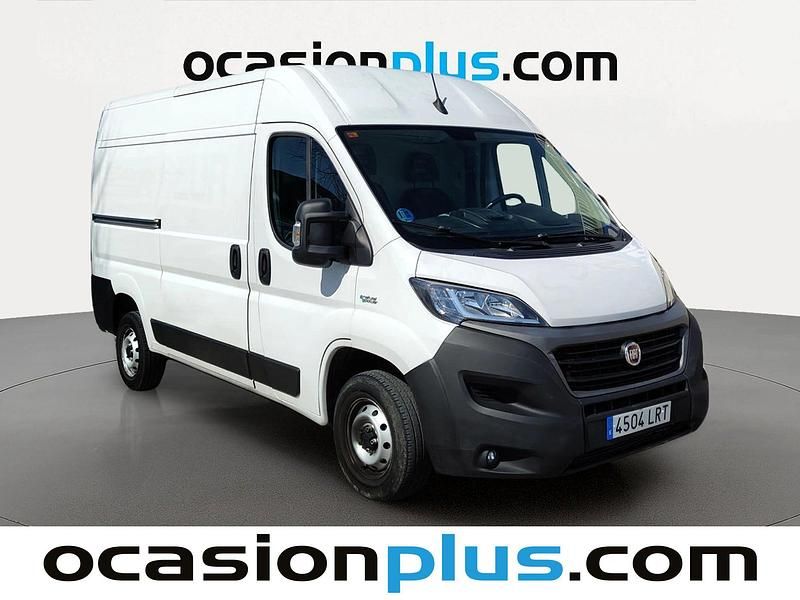 Usado Fiat Ducato 136 CV (100 kW) 2021 Blanco Van
