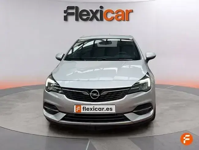 Usado Opel Astra 110 CV (80 kW) 2020 Gris
