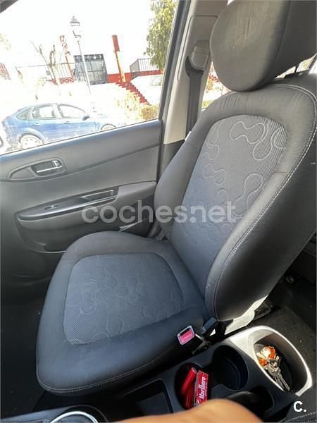 Usado Hyundai i20 Comfort 75 CV (55 kW) 2010 Blanco Utilitario