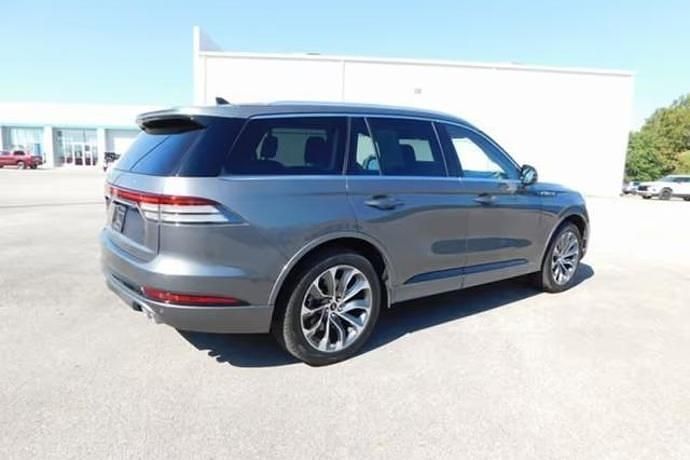 Usado Lincoln Aviator 400 CV (294 kW) 2023 SUV
