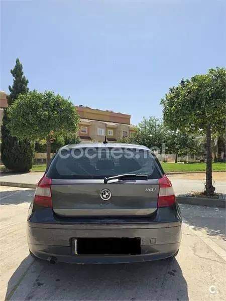 Usado BMW 116 115 CV (84 kW) 2005 Gris / plata Utilitario