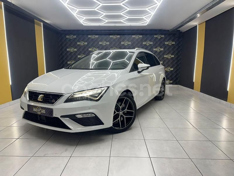 Blanco Usado 2020 Seat Leon FR Familiar | 17.990 € (Precio justo) - Imagen 1/4