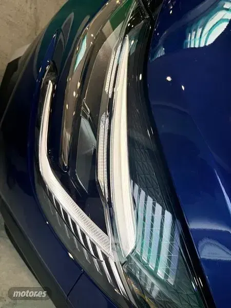 Usado Renault Captur Zen 145 CV (106 kW) 2022 Azul SUV