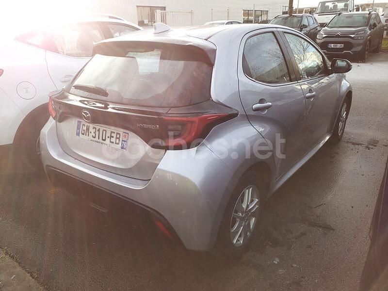 Usado Mazda 2 116 CV (85 kW) 2023 Blanco Berlina