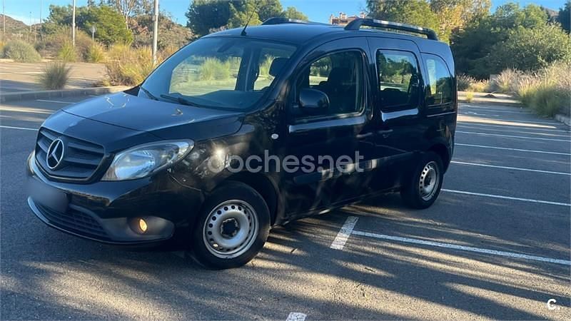 Negro Usado 2015 Mercedes Citan 109 Familiar | 8900 € (Super precio) - Imagen 1/4
