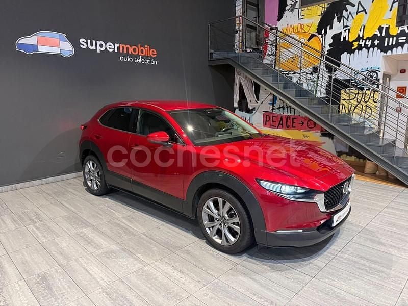 Usado Mazda CX-30 122 HP (89 kW) 2022 Vermelho SUV