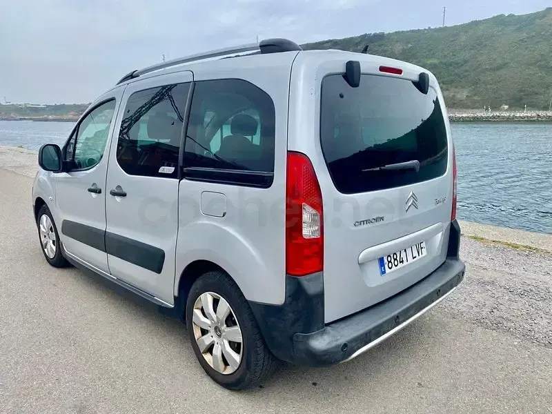 Usado Citroën Berlingo XTR 110 CV (80 kW) 2009 Gris / plata Monovolumen