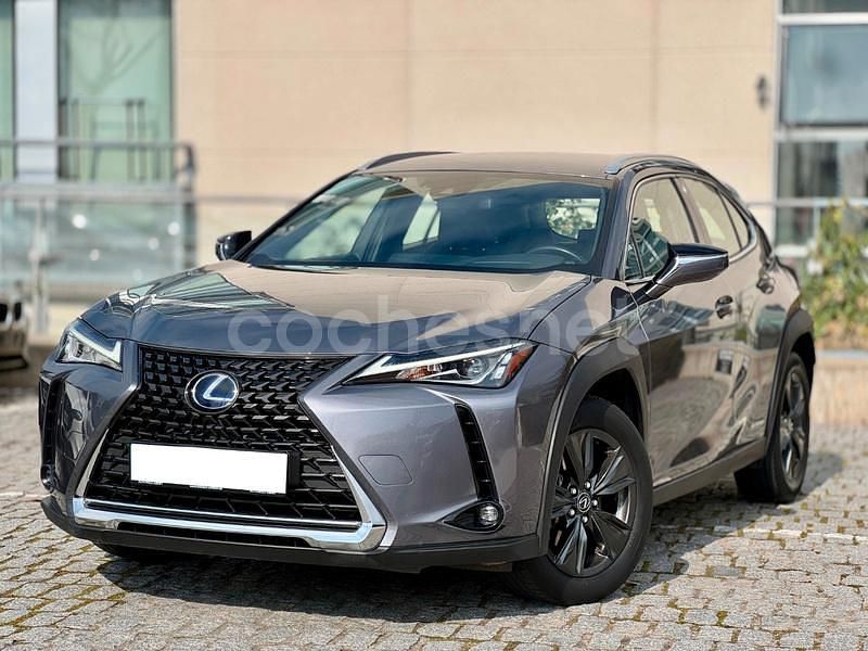 Gris / plata Usado 2021 Lexus UX Business Edition SUV | 23.990 € (Buen precio) - Imagen 1/4