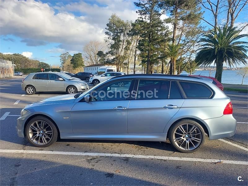 Azul Usado 2010 BMW 330 Familiar | 12.900 € (Un poco caro) - Imagen 1/4