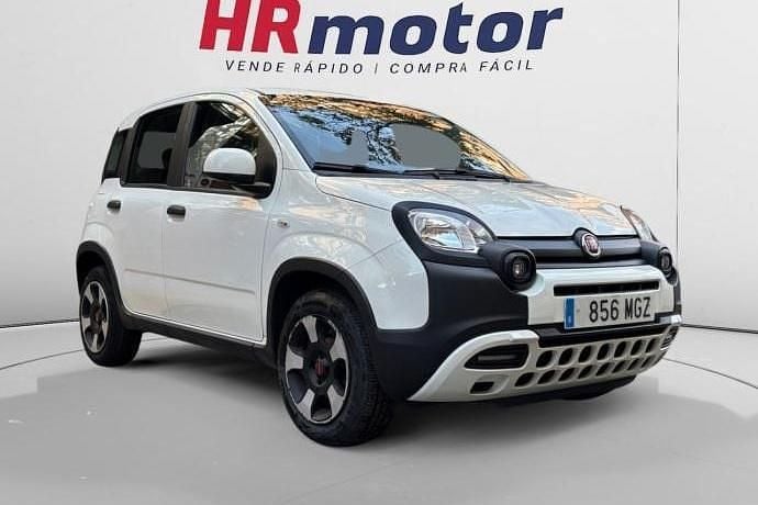 Usado Fiat Panda Cross Cross 69 CV (50 kW) 2023 Utilitario