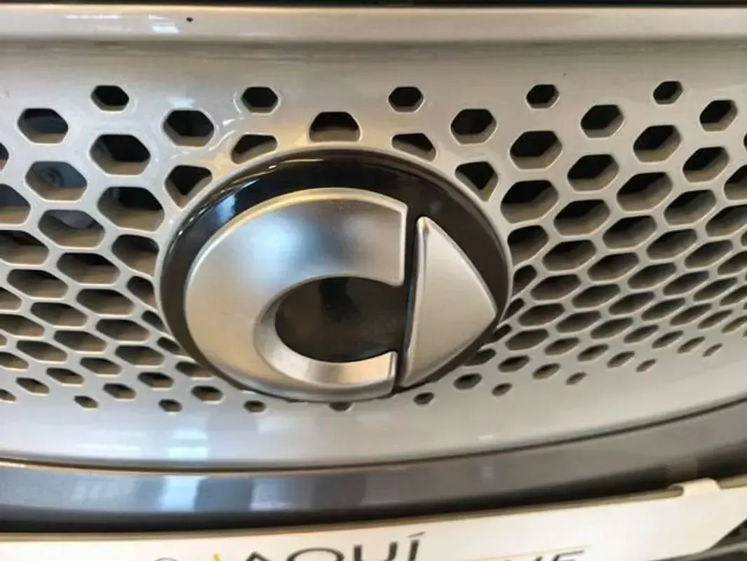 Usado Smart ForFour Electric Drive 60 kW (82 CV) 2019 Gris Utilitario