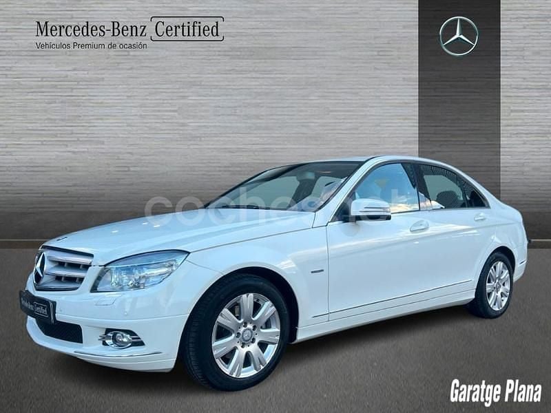 Blanco Usado 2009 Mercedes C180 Avantgarde Berlina | 12.700 € (Un poco caro) - Imagen 1/4