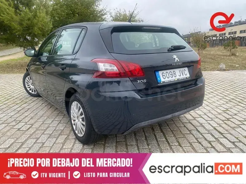Usado Peugeot 308 Access 100 CV (73 kW) 2016 Negro Berlina