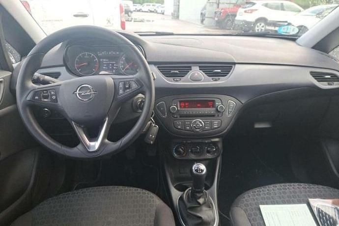 Usado Opel Corsa Selective 102 HP (75 kW) 2019 Branco Sedan