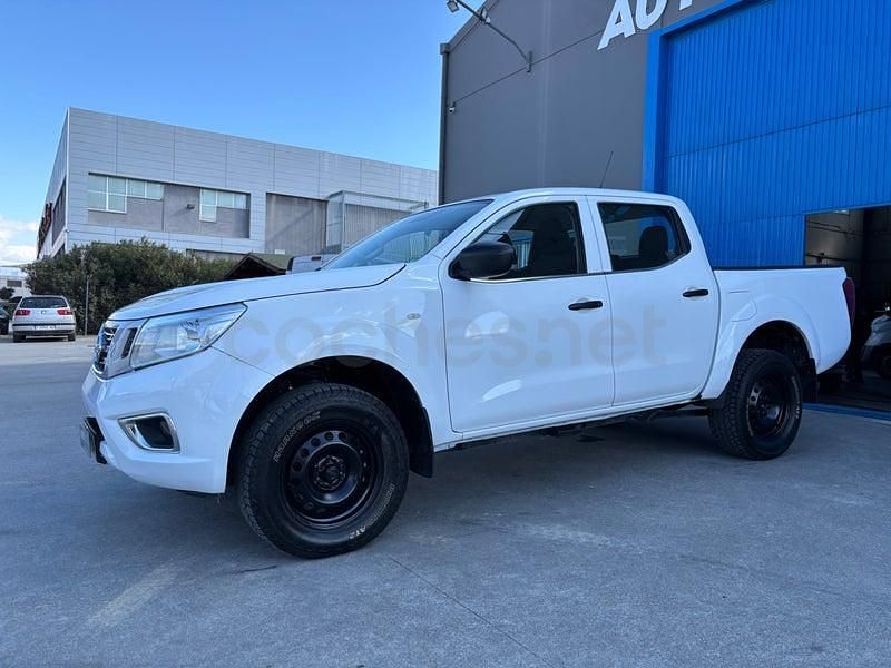 Usado Nissan Navara Acenta 163 CV (119 kW) 2022 Blanco Pickup/Camioneta