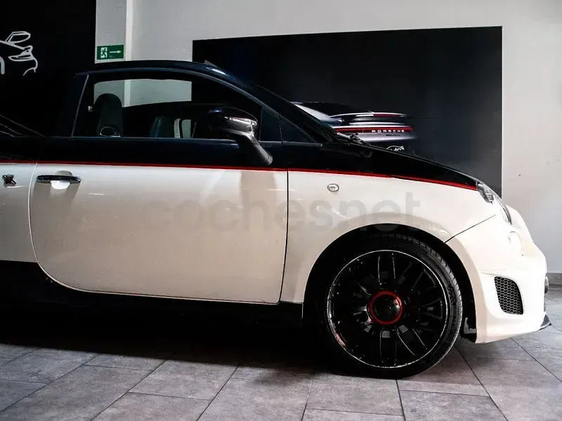 Usado Abarth 500C 140 CV (102 kW) 2010 Blanco Descapotable
