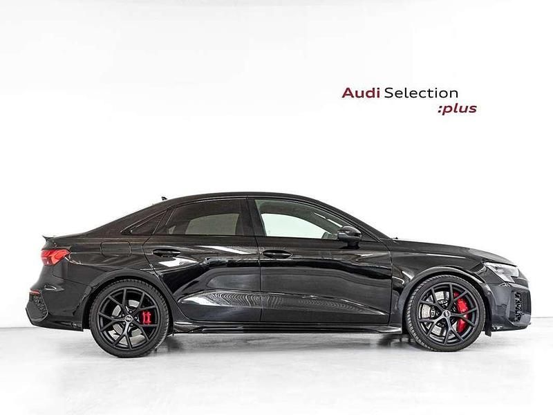 Usado Audi RS3 400 CV (294 kW) 2023 Negro Berlina