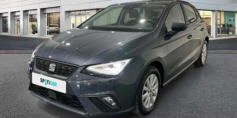 Gris Usado 2023 Seat Ibiza Style | 15.900 € (Precio justo) - Imagen 1/4