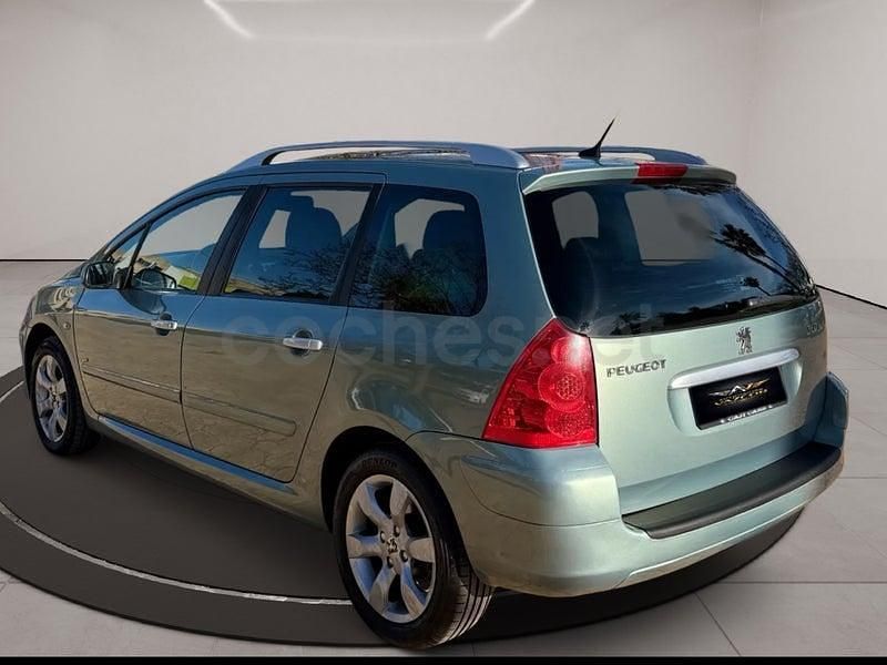 Usado Peugeot 307 136 CV (100 kW) 2006 Azul Familiar