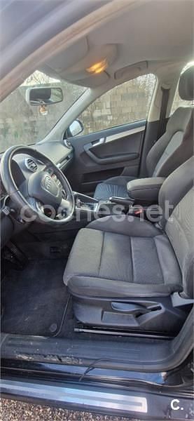 Usado Audi A3 Attraction 140 CV (102 kW) 2010 Negro Berlina