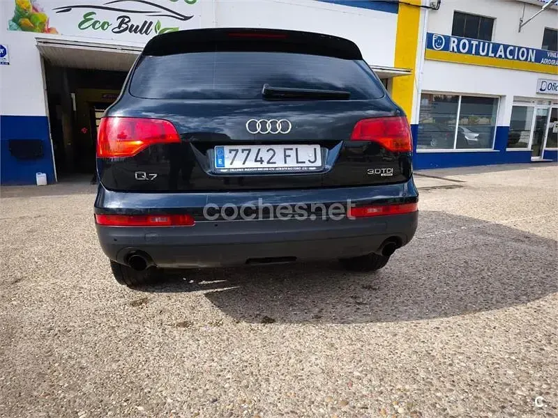 Usado Audi Q7 233 CV (171 kW) 2007 Negro SUV