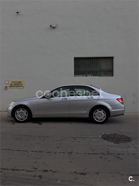 Gris / plata Usado 2007 Mercedes C180 Classic Berlina | 8500 € (Buen precio) - Imagen 1/1