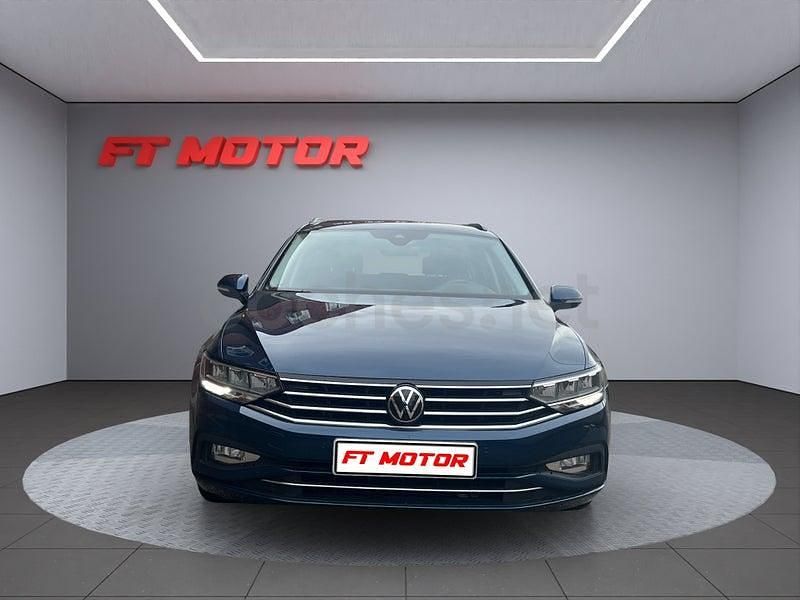 Usado VW Passat Executive 150 CV (110 kW) 2022 Azul Familiar